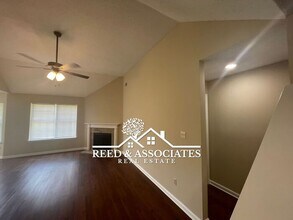 2850 Copper Ridge Cove S in Memphis, TN - Building Photo - Building Photo