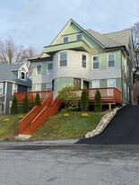 34 Uxbridge St, Unit 34 Uxbridge Street in Worcester, MA - Building Photo