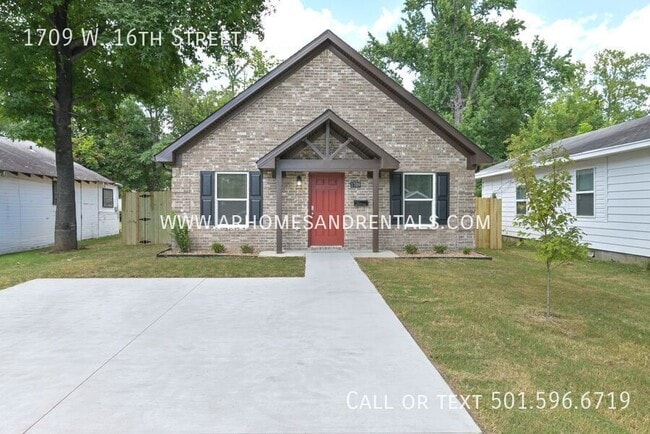 property at 1709 W 16th St