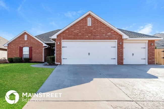 property at 17304 Hardwood Pl