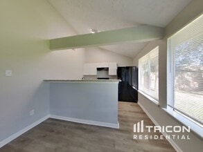 10919 Almond Grove in Humble, TX - Building Photo - Building Photo