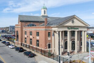 The 870 Reserve in Providence, RI - Building Photo