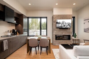 4 Boathouse Way in Big Sky, MT - Building Photo