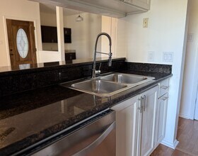 700 S 1st St, Unit 203 in Austin, TX - Building Photo - Building Photo