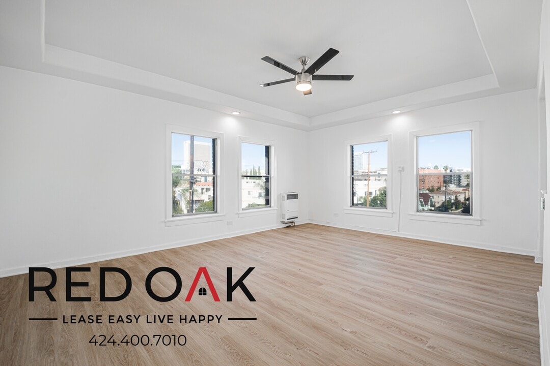 901 S Ardmore Ave in Los Angeles, CA - Foto de edificio