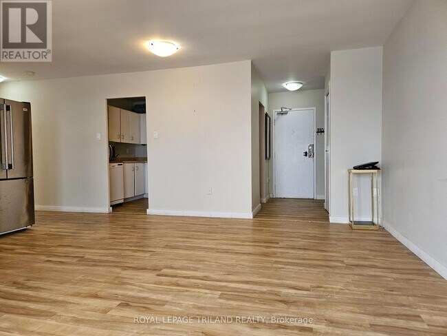 Mornington Apartments in London, ON - Building Photo - Building Photo