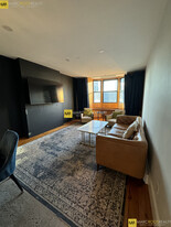 484 Columbus Ave, Unit #4 in Boston, MA - Foto de edificio - Building Photo