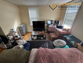 500 Cherry St, Unit 2 in Fall River, MA - Building Photo - Building Photo