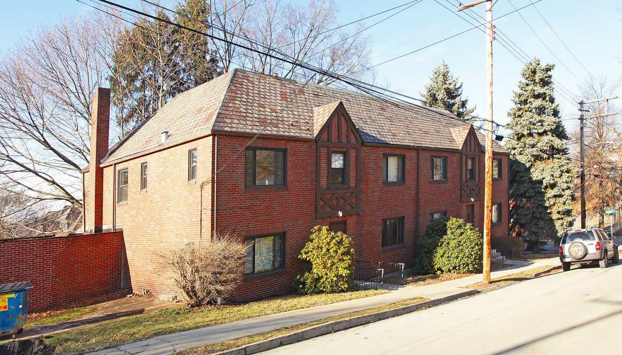 7915-7917 St Lawrence Ave in Pittsburgh, PA - Building Photo