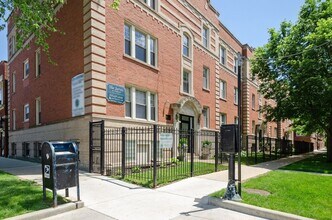 The Jarvis on Ashland in Chicago, IL - Building Photo - Building Photo