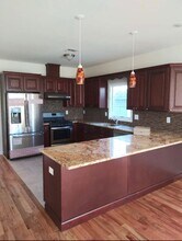 111 7th St, Unit 2F in Harrison, NJ - Building Photo - Building Photo