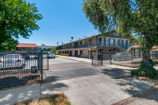 Horizon Apartments in San Bernardino, CA - Building Photo - Primary Photo