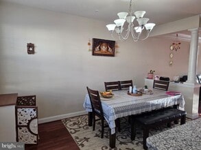 11875 Snowden Farm Pkwy in Clarksburg, MD - Building Photo - Building Photo