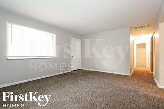 5844 Sylvan Dr in Indianapolis, IN - Building Photo - Building Photo