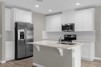 164 Cape Honeysuckle Pl in Sanford, FL - Building Photo - Building Photo