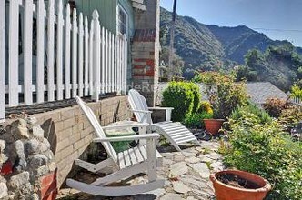 833 Skyland Dr in Sierra Madre, CA - Foto de edificio - Building Photo