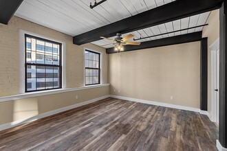 5 Batchelders Ct-Unit -303 in Haverhill, MA - Building Photo - Building Photo
