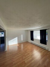 51 S 86th St in Niagara Falls, NY - Building Photo - Building Photo