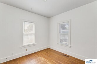 2315 W Maple St in Wichita, KS - Building Photo - Building Photo