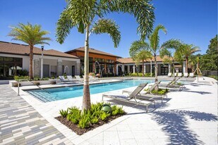 East at Innovation in Orlando, FL - Building Photo