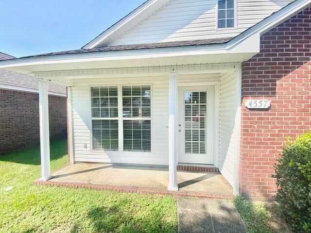 4557 Barrington Ln in Niceville, FL - Building Photo - Building Photo