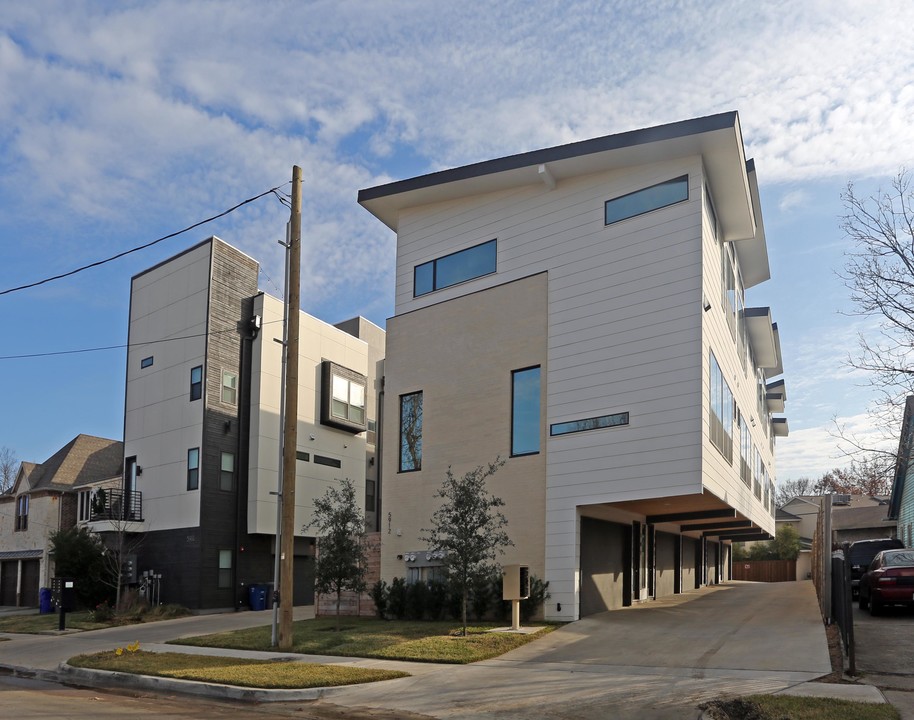 5912 Lindell Ave in Dallas, TX - Building Photo