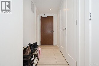 3355 Binning Rd in Vancouver, BC - Building Photo - Building Photo