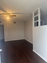 5220 Weber Rd in Corpus Christi, TX - Building Photo