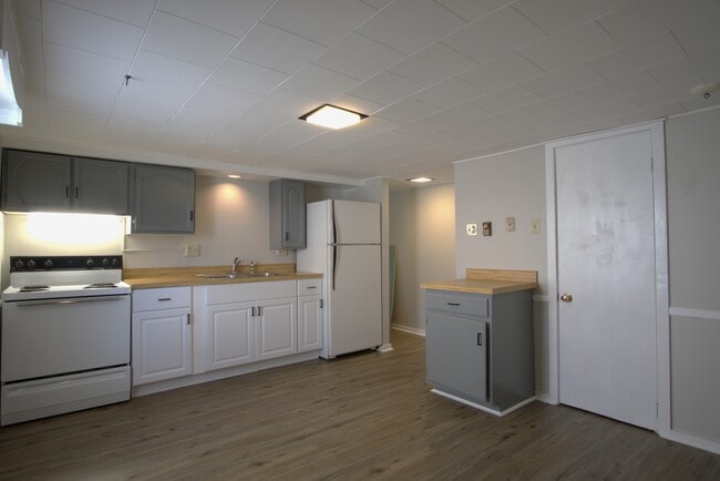 106 North St, Unit 106 A in Lewisberry, PA - Foto de edificio - Building Photo