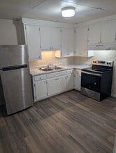 400 W Cedar St, Unit #3 in Franklin, KY - Building Photo - Building Photo