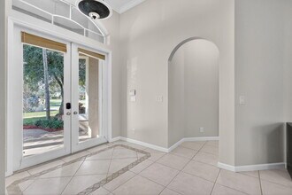 1500 Firethorn Dr in Wellington, FL - Foto de edificio - Building Photo