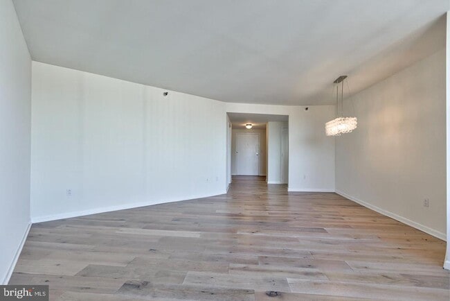 property at 202 W Rittenhouse Square