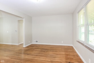 2804 N Moreland Ave in Indianapolis, IN - Building Photo - Building Photo