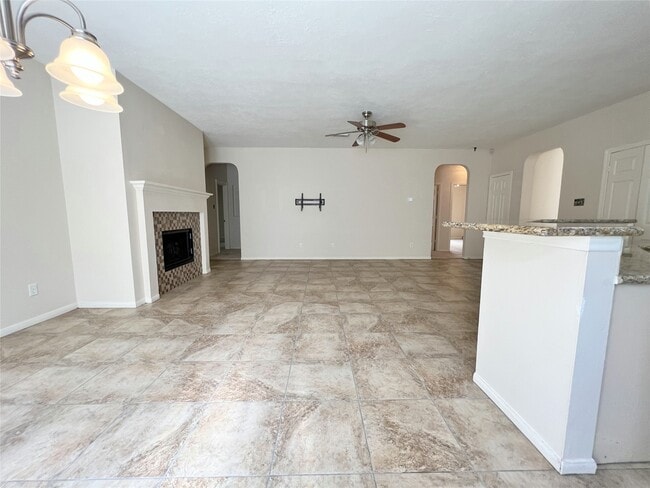 property at 4723 Silverlake Dr