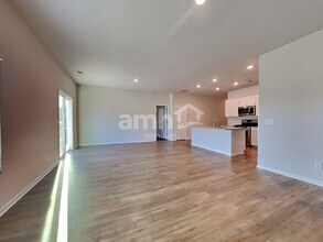 306 Squire Pope Rd in Hilton Head Island, SC - Foto de edificio - Building Photo