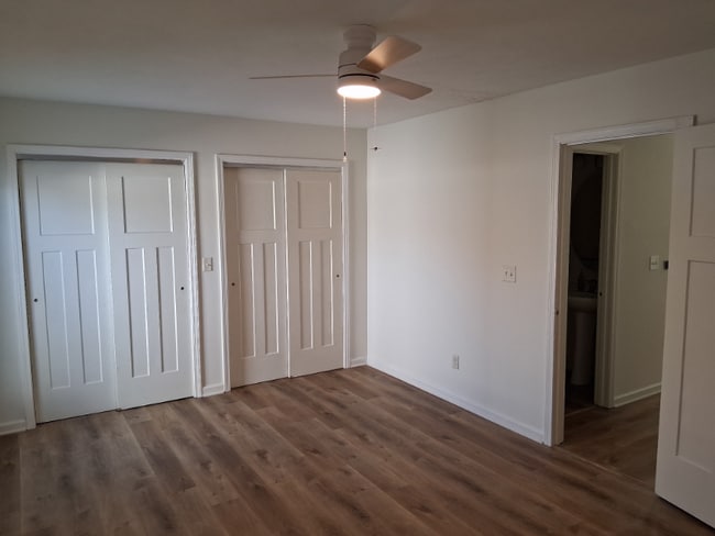 1403 N Glendale St in Marion, IL - Foto de edificio - Building Photo