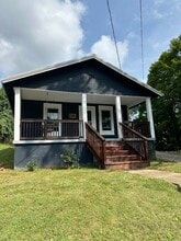 114 Carolina Ave in Boone, NC - Foto de edificio - Building Photo