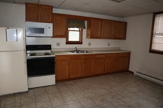 452 3rd St in California, PA - Building Photo - Building Photo