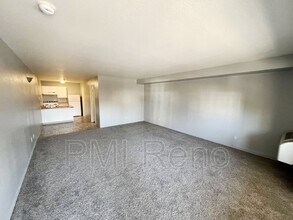 160 Park St in Reno, NV - Building Photo - Building Photo
