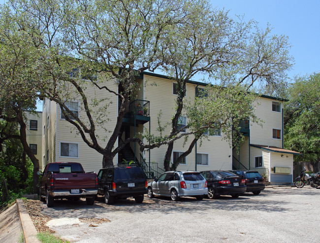 Vista Ridge Condos in Austin, TX - Building Photo - Building Photo