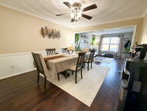 2316 Eagle Dr in Chesapeake, VA - Building Photo - Building Photo