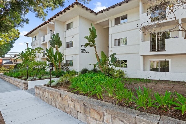 1701 Anacapa St in Santa Barbara, CA - Building Photo - Building Photo