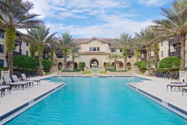 property at 965 Registry Blvd