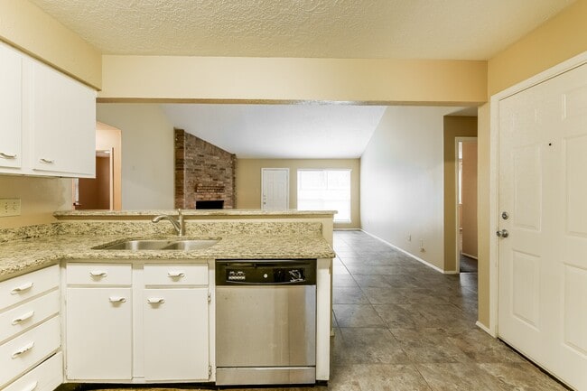 property at 9415 Charterlawn Cir