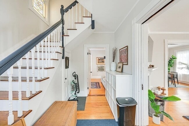 44 Cottage St in Watertown, MA - Building Photo - Building Photo