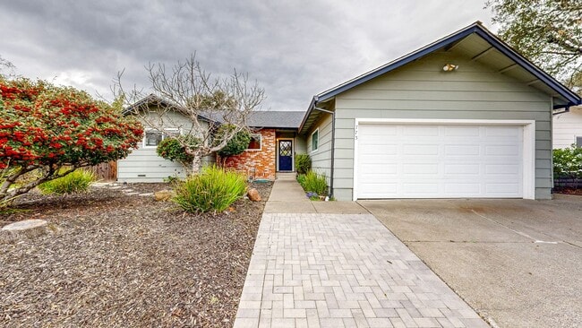 property at 773 Hoen Ct