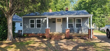 510 N Academy St in Cary, NC - Building Photo - Building Photo