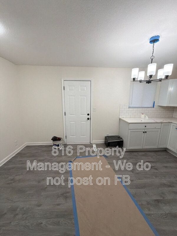 7907 E 51st St in Kansas City, MO - Building Photo - Building Photo