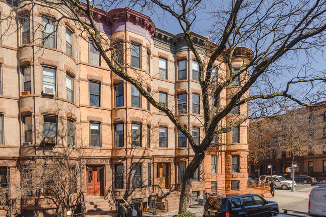 383 1st St in Brooklyn, NY - Building Photo - Building Photo