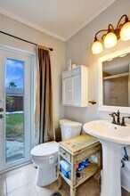 10501 NW 20th Ct in Sunrise, FL - Building Photo - Building Photo